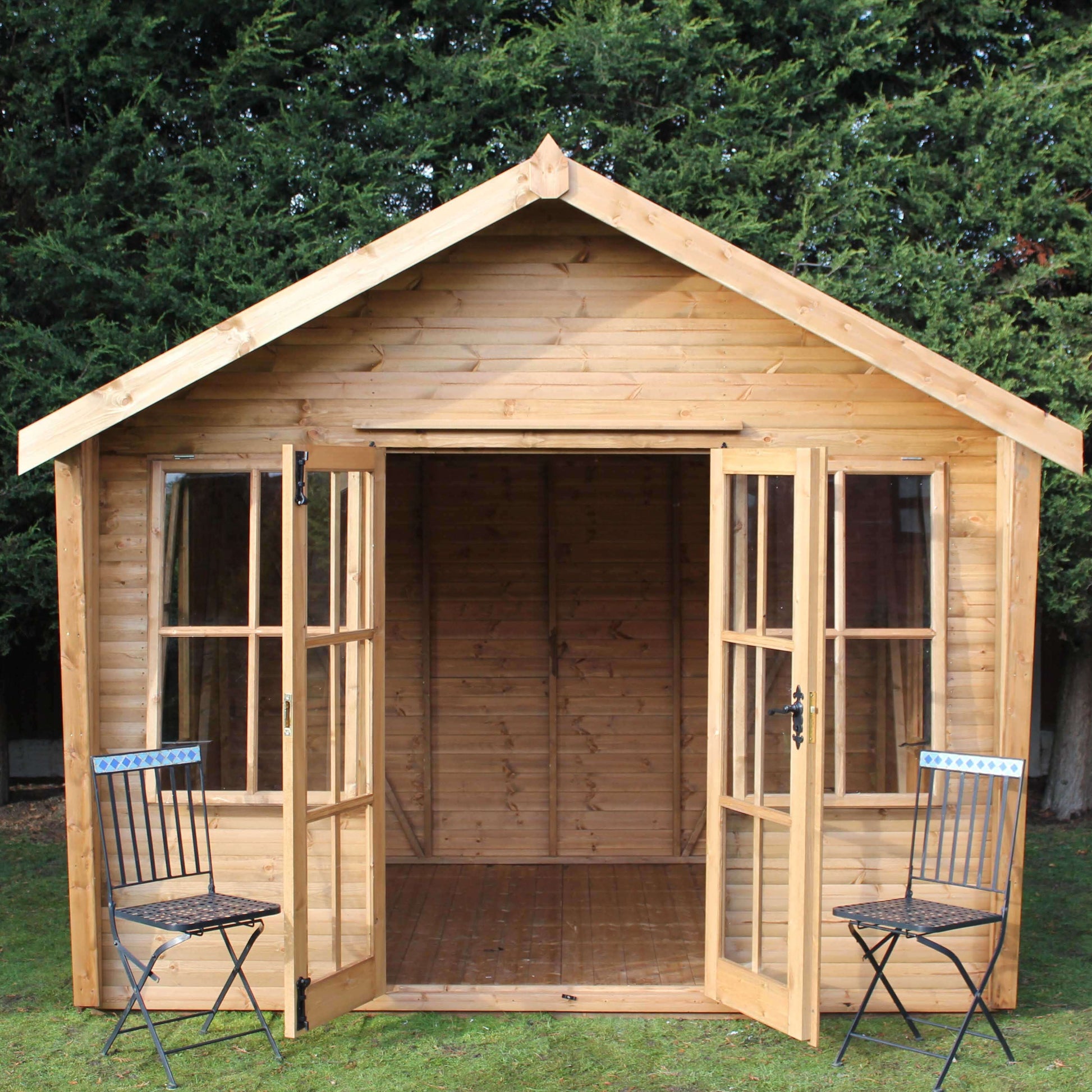 Alpine Wing Summer House with doors open